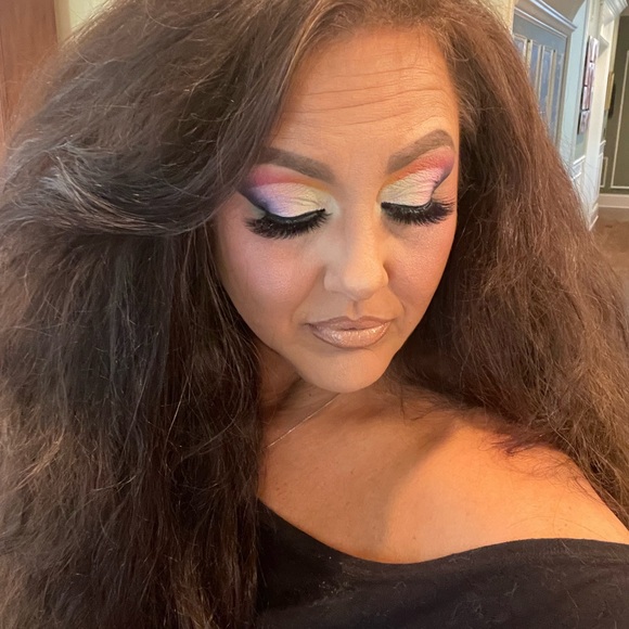 Meet your Posher, Emilee - Picture 9 of 16